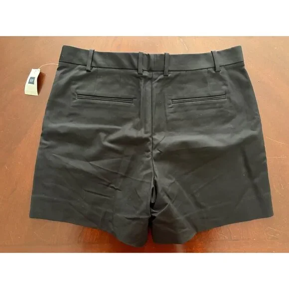 Gap NWT Tailored Stretch Classic Career Shorts in Black Size 8 Tall - Picture 3 of 12